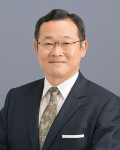 慶應義塾大学理工学部長/大学院理工学研究科委員長 岡田 英史
